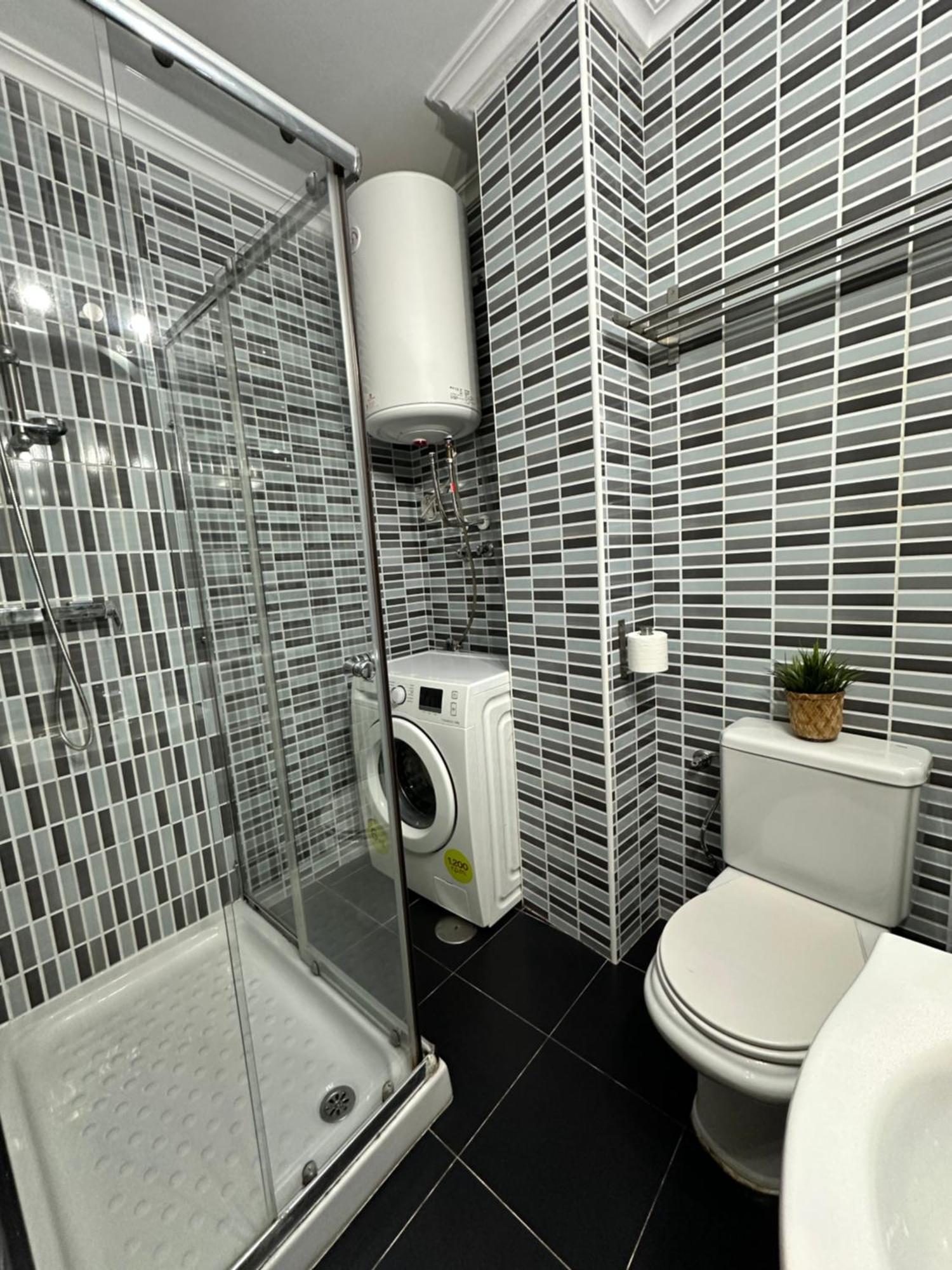 Carreteria Deluxe Apartment Malaga Ngoại thất bức ảnh